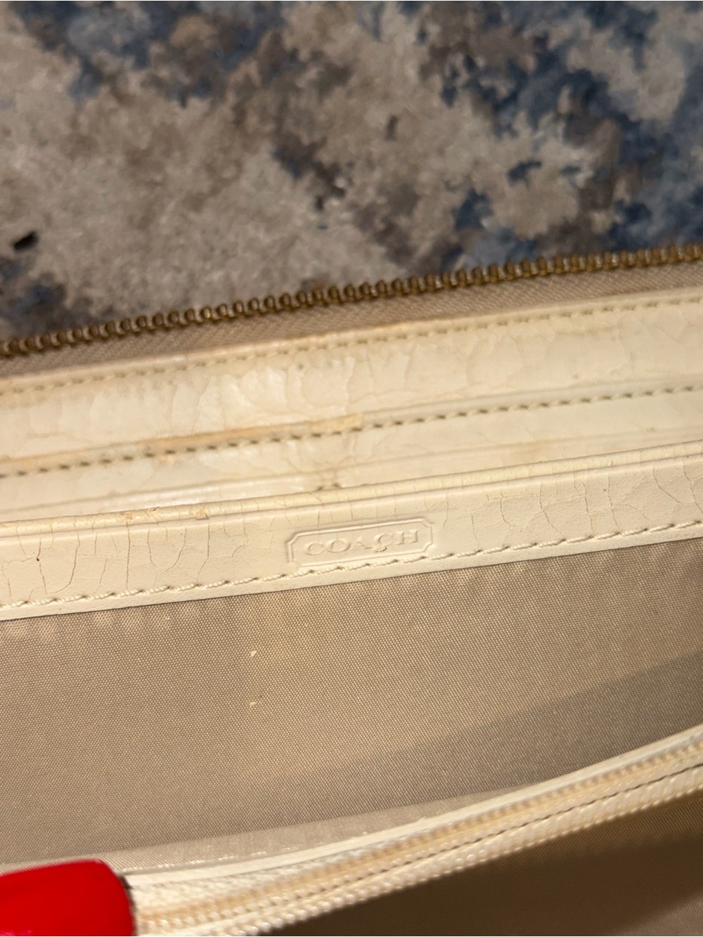 Coach Cream Leather Zip Wallet with Gold Zipper - Picture 3 of 5
